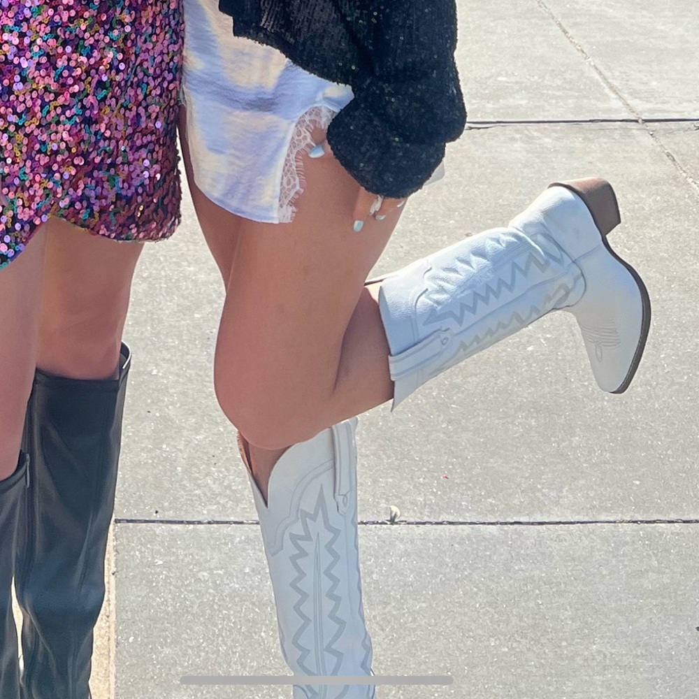 White Dingo High Cotton Boots